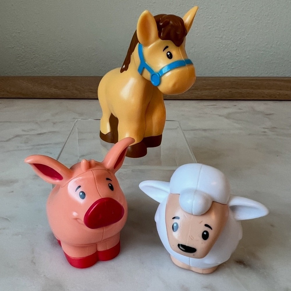 Fisher-Price Little People Farm Pink Pig, Horse and Sheep 2018